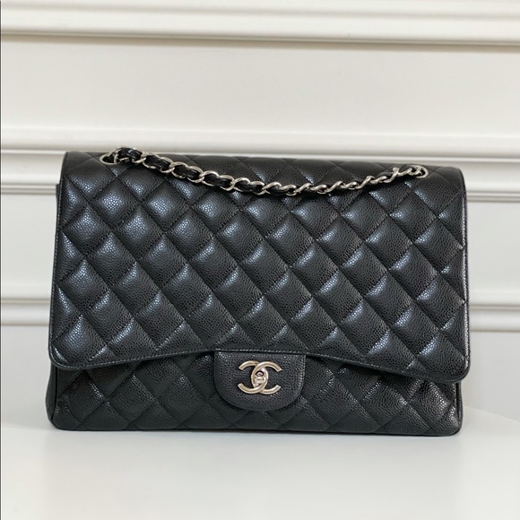 ❌SOLD❌CHANEL CLASSIC MAXI SINGLE FLAP